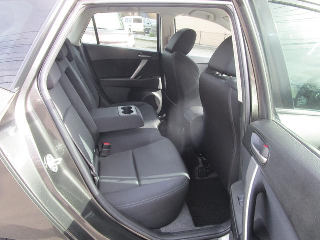 アクセラスポーツ 20S アイドリングストップ 記録簿 プッシュスタート 盗難防止 衝突安全 運転席エアバック 助手席エアバック ナビ TV Bluetooth(27枚目)