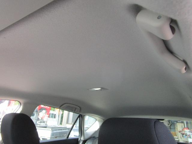 アクセラスポーツ 20S アイドリングストップ 記録簿 プッシュスタート 盗難防止 衝突安全 運転席エアバック 助手席エアバック ナビ TV Bluetooth(68枚目)