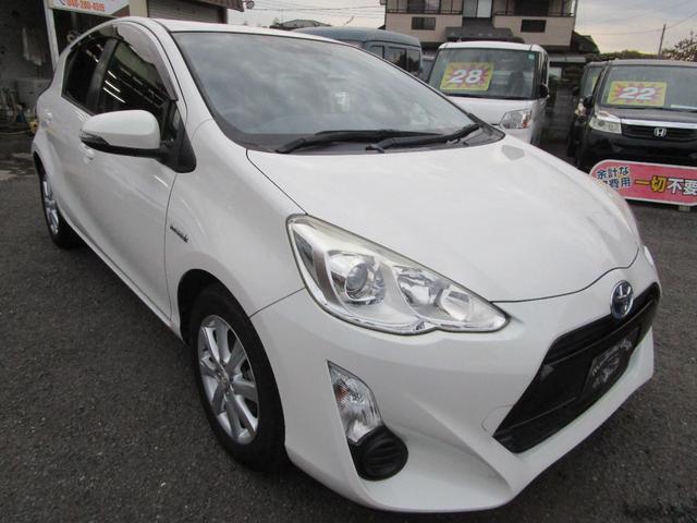 アクア Ｇ　プッシュスタート　ドライブレコーダー　ナビ　バックカメラ　Ｂｌｕｅｔｏｏｔｈアイドリングストップ　シートヒーター　運転席エアバック　助手席エアバック　盗難防止（3枚目）