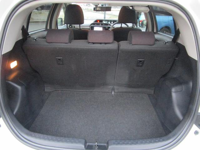 アクア Ｇ　プッシュスタート　ドライブレコーダー　ナビ　バックカメラ　Ｂｌｕｅｔｏｏｔｈアイドリングストップ　シートヒーター　運転席エアバック　助手席エアバック　盗難防止（11枚目）