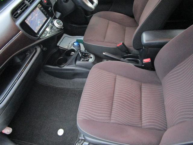 アクア Ｇ　プッシュスタート　ドライブレコーダー　ナビ　バックカメラ　Ｂｌｕｅｔｏｏｔｈアイドリングストップ　シートヒーター　運転席エアバック　助手席エアバック　盗難防止（31枚目）