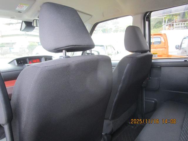 ジャスティ 　ＥＴＣ　プッシュスタート　ＴＶ　左側パワースライドドア　Ｂｌｕｅｔｏｏｔｈ　アイドリングストップ　オートハイビーム　ＡＢＳ　盗難防止　衝突安全ボディー　運転席エアバック（32枚目）