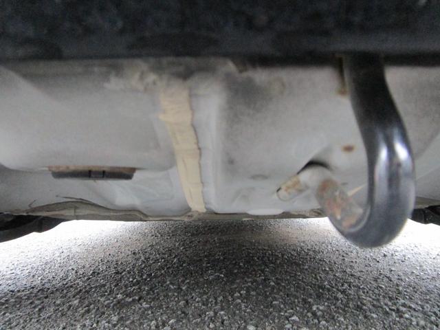 フィットハイブリッド Ｌパッケージ　プッシュスタート　バックカメラ　カーナビ　アイドリングストップ　スマートキー　ＬＥＤランプ　衝突安全ボディー　盗難防止　運転席エアバック　助手席エアバック（14枚目）