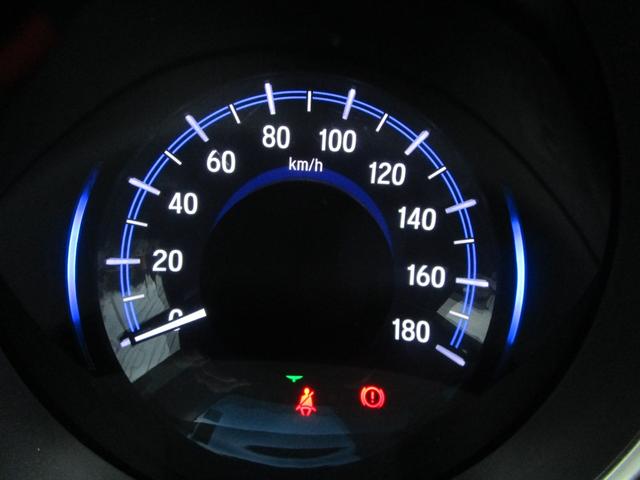 フィットハイブリッド Ｌパッケージ　プッシュスタート　バックカメラ　カーナビ　アイドリングストップ　スマートキー　ＬＥＤランプ　衝突安全ボディー　盗難防止　運転席エアバック　助手席エアバック（41枚目）