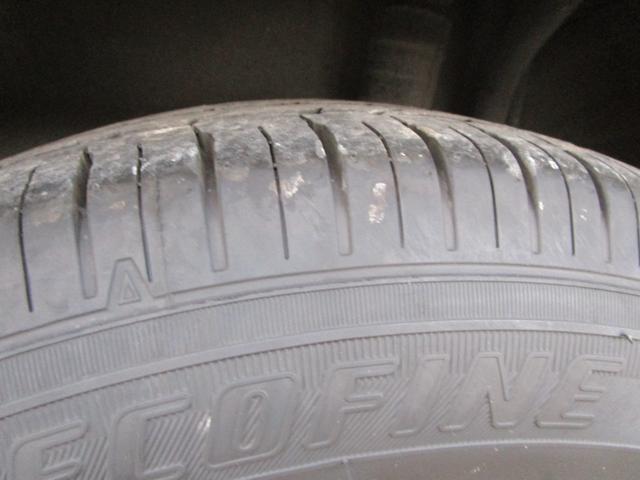 ノート ｅ－パワー　Ｘ　スマートキー　プッシュスタート　オートエアコン　ナビＴＶ　オートライト　運転席エアバッグ　助手席エアバッグ　ＡＢＳ　盗難防止システム（19枚目）