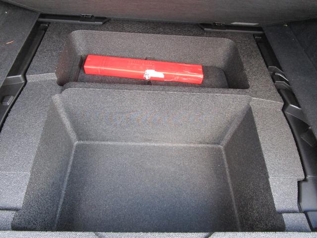 自社マッカーサーは地域密着型なので、相模ナンバーに限り全車名義変更無料にやらせて頂いております。地元ならではのサービスをご提供させて頂いております。お車の事なら何でもご相談ください。