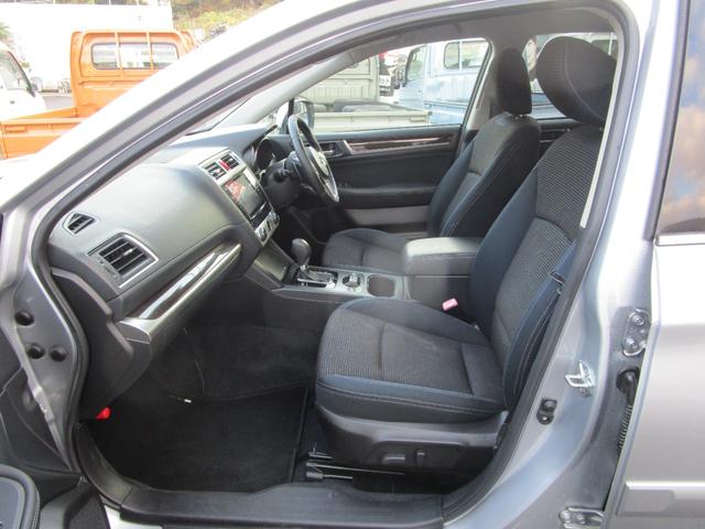 自社マッカーサーは地域密着型なので、相模ナンバーに限り全車名義変更無料にやらせて頂いております。地元ならではのサービスをご提供させて頂いております。お車の事なら何でもご相談ください。