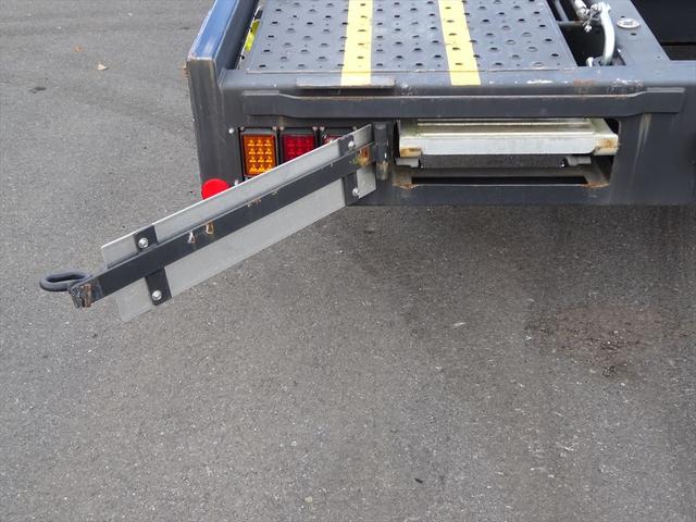 ヒノレンジャー 車輌運搬車　ハイルーフ　ラジコン　歩み板　ウインチ　細谷車体Ｒ０２－０１５（Ｒ０２）　ミッション６ＭＴ　２４０ｐｓ　積載２．５ｔ（19枚目）