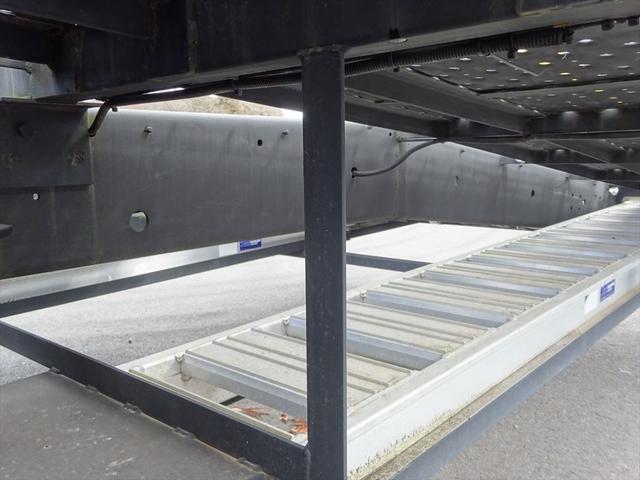 ヒノレンジャー 車輌運搬車　ハイルーフ　ラジコン　歩み板　ウインチ　細谷車体Ｒ０２－０１５（Ｒ０２）　ミッション６ＭＴ　２４０ｐｓ　積載２．５ｔ（24枚目）