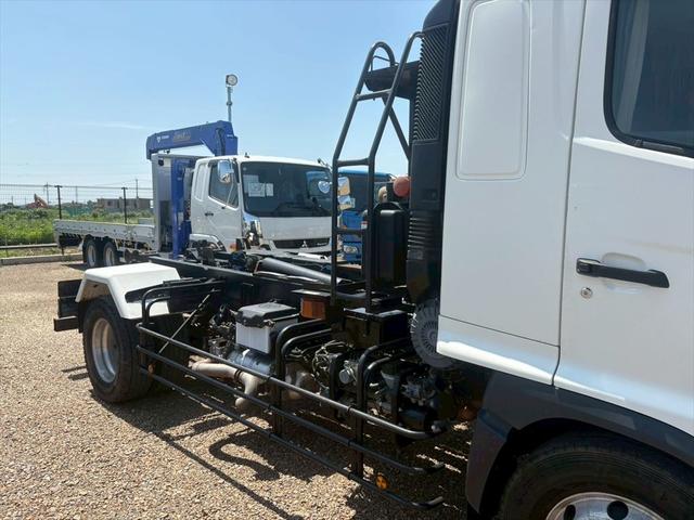 ヒノレンジャー アームロール　ツインホイスト　新明和ＣＣＡ７８－３０　６ＭＴ　２４０ｐｓ　積載７．９ｔ（7枚目）
