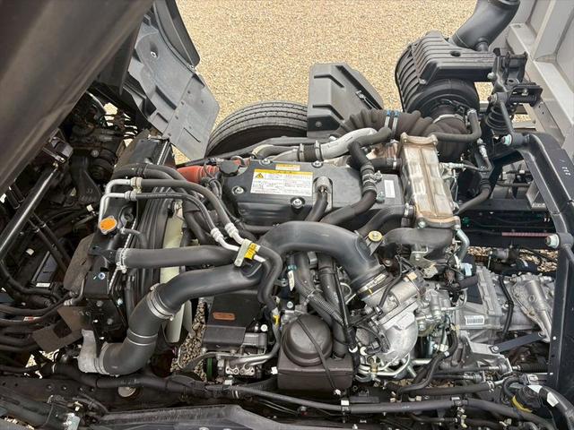 フォワード ウイング　増トン　６２ワイド　ハイルーフ　リアエアサス　フルハーフＤＭＷ　６ＭＴ　２４０ｐｓ　積載８．１ｔ（20枚目）