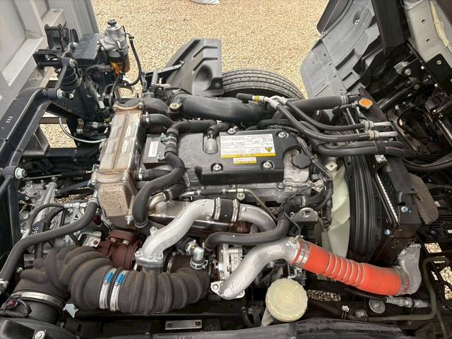 フォワード ウイング　増トン　６２ワイド　ハイルーフ　リアエアサス　フルハーフＤＭＷ　６ＭＴ　２４０ｐｓ　積載８．１ｔ（21枚目）