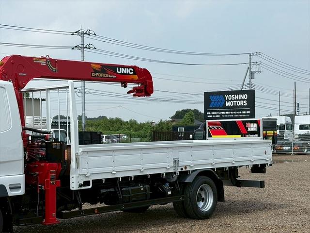 ファイター クレーン付平ボディー　未使用　標準巾　４段　ラジコン　ユニックＵＲＧ３７４Ａ　６ＭＴ　２４０ｐｓ　積載２．３５ｔ（8枚目）