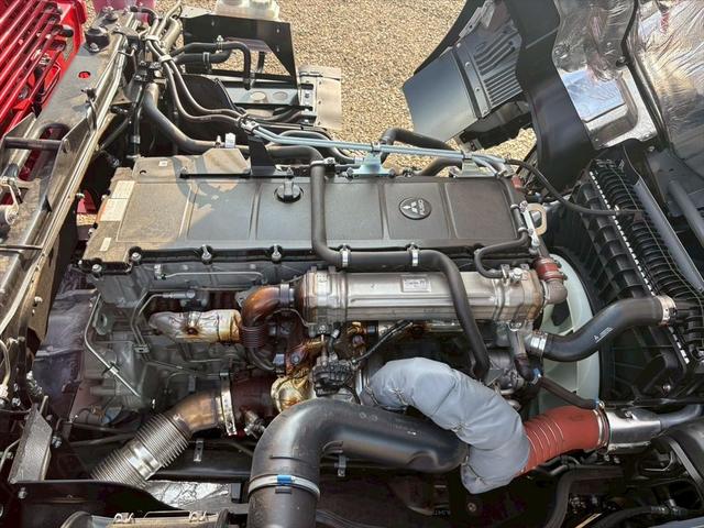 スーパーグレート クレーン付平ボディー　未使用　リアエアサス　４段　ラジコン　４軸低床　山田　ユニックＵＲＧ５０４　シフトパイロット　３９４ｐｓ　積載１２ｔ（22枚目）