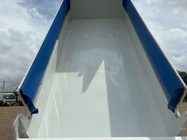 スーパーグレート ダンプ　未使用　プロライン　自動シート　新明和ＤＲＳ１１ー００１０Ｓ　シフトパイロット　３９４ｐｓ　積載９ｔ（10枚目）