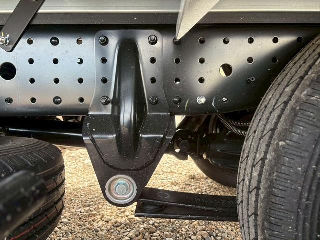 キャンター 冷蔵冷凍車　未使用　ショート　スライドＳＤ　全低床　東プレＸＶ２２ＬＯＣーＰ　ＤＵＯＮＩＣ　１３０ｐｓ　積載２ｔ（18枚目）