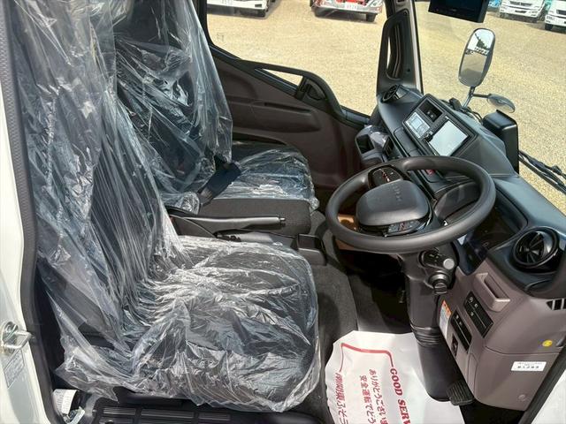 キャンター 冷蔵冷凍車　未使用　ショート　スライドＳＤ　全低床　東プレＸＶ２２ＬＯＣーＰ　ＤＵＯＮＩＣ　１３０ｐｓ　積載２ｔ（22枚目）