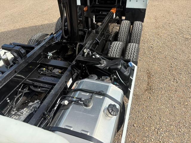 スーパーグレート ダンプ　未使用　プレミアムライン　ハイルーフ　自動シート　メッキ　新明和ＤＲＳ１１ー０２ＳＣ　シフトパイロット	３９４ｐｓ　積載８．４ｔ（16枚目）