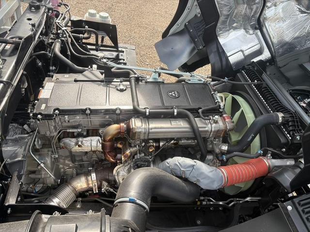 スーパーグレート ダンプ　未使用　プレミアムライン　ハイルーフ　自動シート　メッキ　新明和ＤＲＳ１１ー０２ＳＣ　シフトパイロット	３９４ｐｓ　積載８．４ｔ（22枚目）