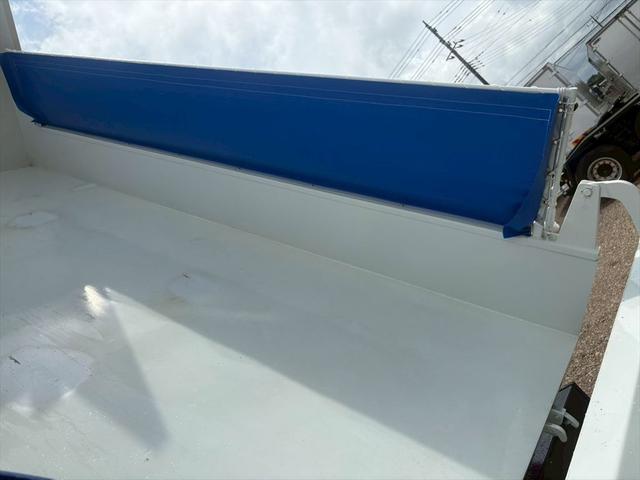 スーパーグレート ダンプ　未使用　プロライン　自動シート　新明和ＤＲＳ１１ー００１０Ｓ　シフトパイロット　３９４ｐｓ　積載９ｔ（12枚目）