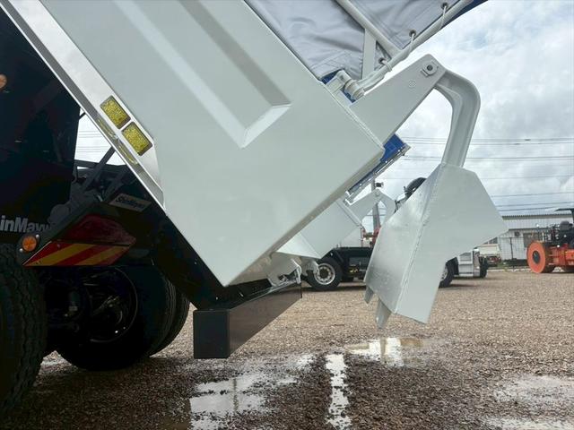 スーパーグレート ダンプ　未使用　プロライン　自動シート　新明和ＤＲＳ１１ー００１０Ｓ　シフトパイロット　３９４ｐｓ　積載９ｔ（14枚目）