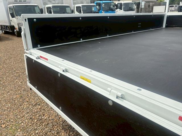 キャンター クレーン付平ボディー　未使用　ワイドロング　４段　ラジコン　パブコ　タダノＴＭーＺＸ２９４ＨＲＳＡ　５ＭＴ　１５０ｐｓ　積載３．３５ｔ（11枚目）