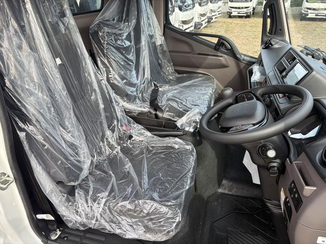 キャンター クレーン付平ボディー　未使用　ワイドロング　４段　ラジコン　パブコ　タダノＴＭーＺＸ２９４ＨＲＳＡ　５ＭＴ　１５０ｐｓ　積載３．３５ｔ（23枚目）