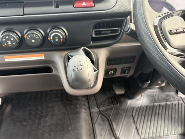 キャンター クレーン付平ボディー　未使用　ワイドロング　４段　ラジコン　パブコ　タダノＴＭーＺＸ２９４ＨＲＳＡ　５ＭＴ　１５０ｐｓ　積載３．３５ｔ（25枚目）