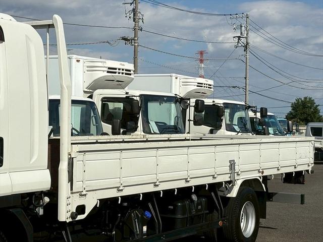 フォワード 平ボディー 自社レンタUP 標準巾 パブコ 6MT 210ps 積載3.85t(8枚目)