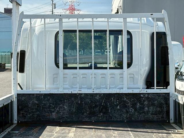 フォワード 平ボディー 自社レンタUP 標準巾 パブコ 6MT 210ps 積載3.85t(9枚目)