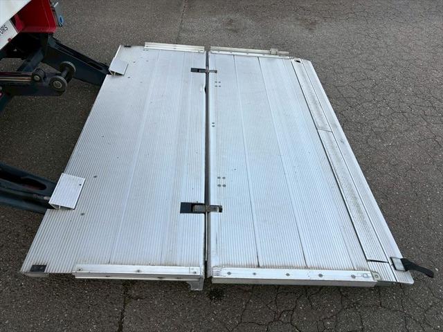 ヒノレンジャー 冷蔵冷凍車Ｐ／Ｇ　標準巾　リアエアサス　格納ゲート　片開きＳＤ　トランテックス　菱重ＴＤＪＳ５０Ａ－Ｌ　プロシフト　２１０ｐｓ　積載２．７５ｔ（17枚目）