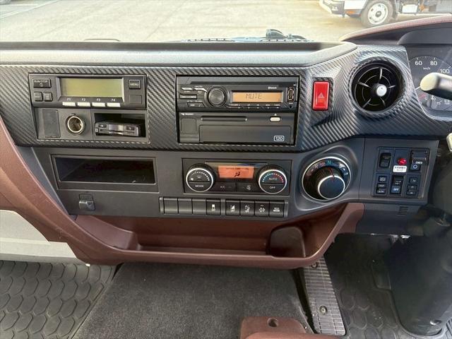 ヒノレンジャー 冷蔵冷凍車Ｐ／Ｇ　標準巾　リアエアサス　格納ゲート　片開きＳＤ　トランテックス　菱重ＴＤＪＳ５０Ａ－Ｌ　プロシフト　２１０ｐｓ　積載２．７５ｔ（24枚目）