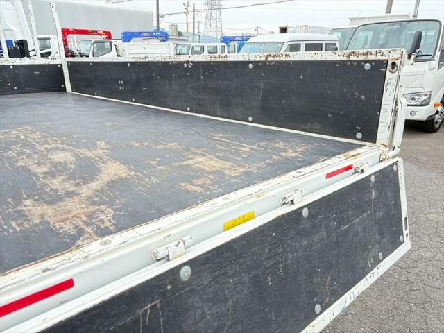 キャンター クレーン付平ボディー　標準ロング　４段　ラジコン　パブコ　タダノＴＭ－ＺＸ２９４ＨＲＳＡ　ＤＵＯＮＩＣ　１５０ｐｓ　積載３ｔ（12枚目）