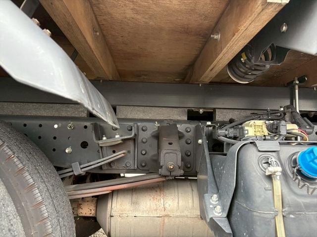 キャンター クレーン付平ボディー　標準ロング　４段　ラジコン　パブコ　タダノＴＭ－ＺＸ２９４ＨＲＳＡ　ＤＵＯＮＩＣ　１５０ｐｓ　積載３ｔ（19枚目）