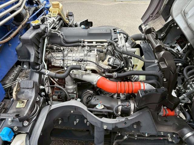 キャンター クレーン付平ボディー　標準ロング　４段　ラジコン　パブコ　タダノＴＭ－ＺＸ２９４ＨＲＳＡ　ＤＵＯＮＩＣ　１５０ｐｓ　積載３ｔ（21枚目）