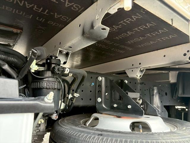 デュトロ 平ボディー 自社レンタUP ショート 全低床 6MT 150ps 積載2t(18枚目)