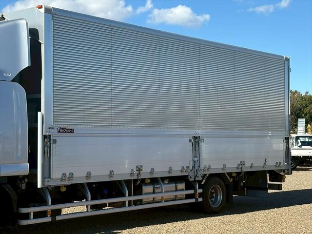 コンドル ウイング 72ワイド リアエアサス フルハーフDMT 6MT 210ps 積載1.95t(8枚目)