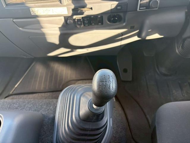 コンドル ウイング 72ワイド リアエアサス フルハーフDMT 6MT 210ps 積載1.95t(25枚目)