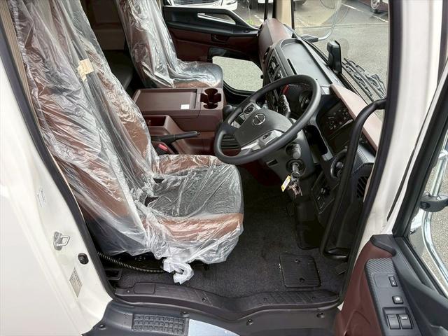 ヒノレンジャー 冷蔵冷凍車Ｐ／Ｇ　未使用　６２００ボデー　ワイド　リアエアサス　格納ゲート　サイドドア　フルハーフＧＭＦ７　菱重ＴＤＪＳ５０Ｊ－１Ｌ２　６ＭＴ　２４０ｐｓ　積載２．３ｔ（23枚目）