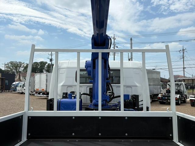 キャンター クレーン付平ボディー 未使用 ワイドロング 4段 ラジコン パブコ タダノTMーZX294HRSA 5MT 150ps 積載3t(9枚目)