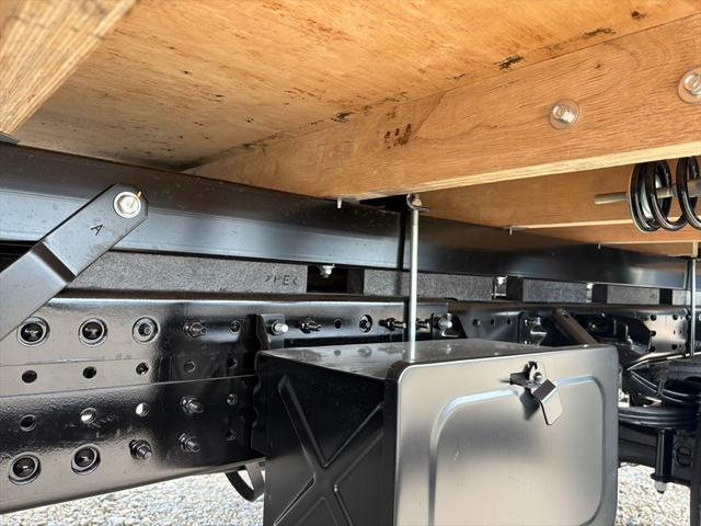 キャンター クレーン付平ボディー 未使用 ワイドロング 4段 ラジコン パブコ タダノTMーZX294HRSA 5MT 150ps 積載3t(17枚目)