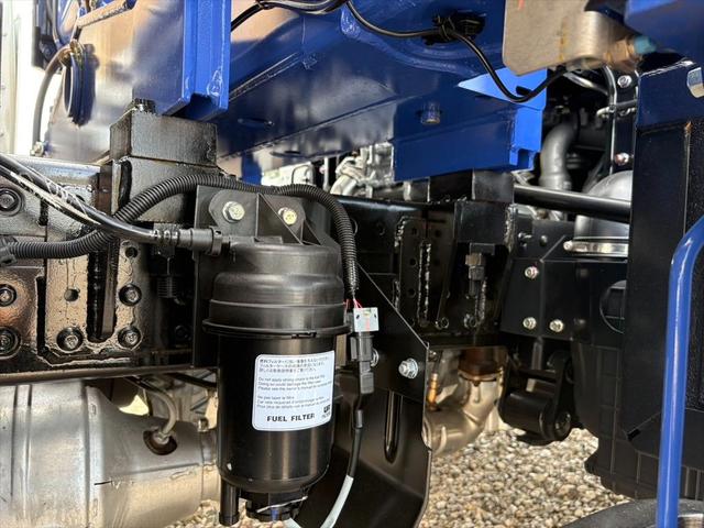 キャンター クレーン付平ボディー 未使用 ワイドロング 4段 ラジコン パブコ タダノTMーZX294HRSA 5MT 150ps 積載3t(20枚目)