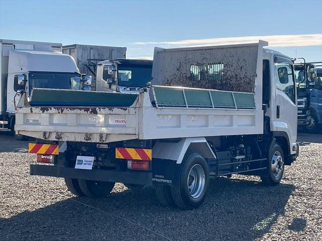 フォワード ダンプ 極東DD04-35 6MT 190ps 積載3.65t(6枚目)