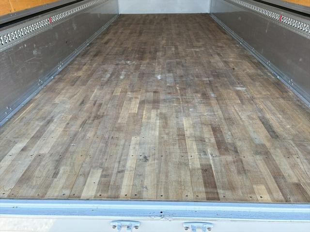 フォワード ウイング　増トン　６２ワイド　ハイルーフ　リアエアサス　フルハーフＤＭＷ　６ＭＴ　２４０ｐｓ　積載８ｔ（10枚目）