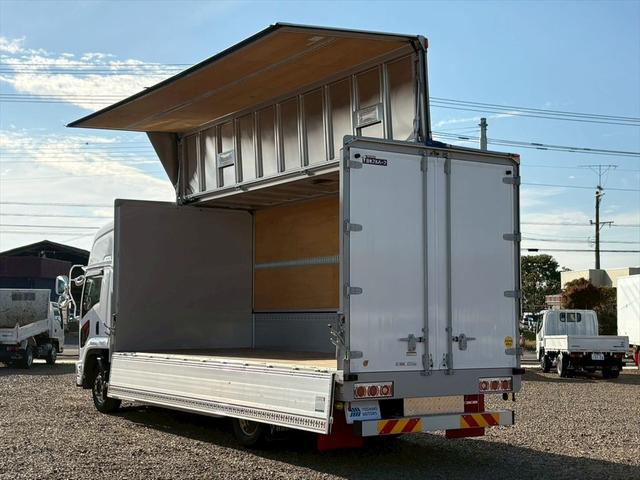 フォワード ウイング　増トン　６２ワイド　ハイルーフ　リアエアサス　フルハーフＤＭＷ　６ＭＴ　２４０ｐｓ　積載８ｔ（14枚目）