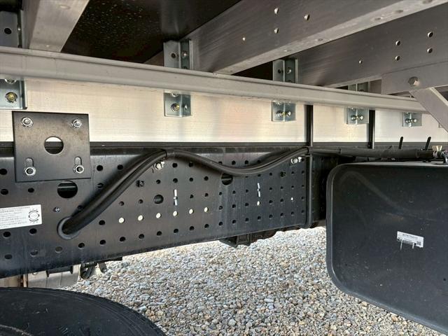 フォワード ウイング　増トン　６２ワイド　ハイルーフ　リアエアサス　フルハーフＤＭＷ　６ＭＴ　２４０ｐｓ　積載８ｔ（18枚目）