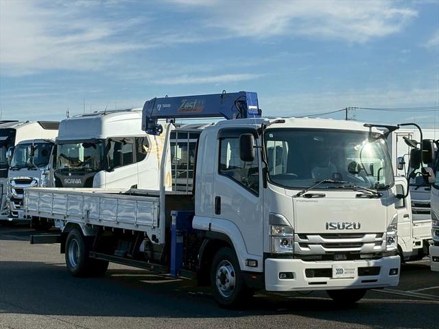 フォワード クレーン付平ボディー　自社レンタＵＰ　標準巾　４段　ラジコン　タダノＴＭ－ＺＸ３６４ＨＲＳＡ　６ＭＴ　２１０ｐｓ　積載２．４５ｔ（4枚目）