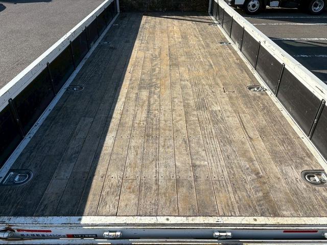 フォワード クレーン付平ボディー　自社レンタＵＰ　標準巾　４段　ラジコン　タダノＴＭ－ＺＸ３６４ＨＲＳＡ　６ＭＴ　２１０ｐｓ　積載２．４５ｔ（10枚目）