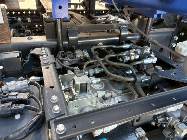 フォワード クレーン付平ボディー　自社レンタＵＰ　標準巾　４段　ラジコン　タダノＴＭ－ＺＸ３６４ＨＲＳＡ　６ＭＴ　２１０ｐｓ　積載２．４５ｔ（17枚目）