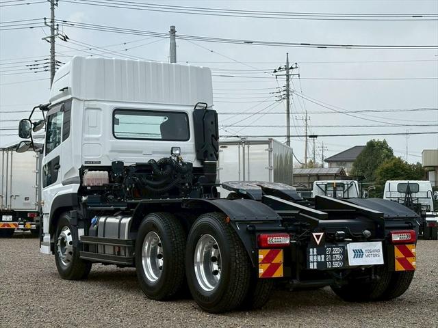 クオン トラクタ(2デフ) ハイルーフ リアエアサス 流体式リターダ 一括緩和 ソーシンUー20-A ESCOT 530ps 積載18t(5枚目)